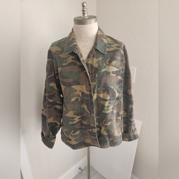 Sundry Camouflage Jacket Size 2/Medium - Picture 1 of 4